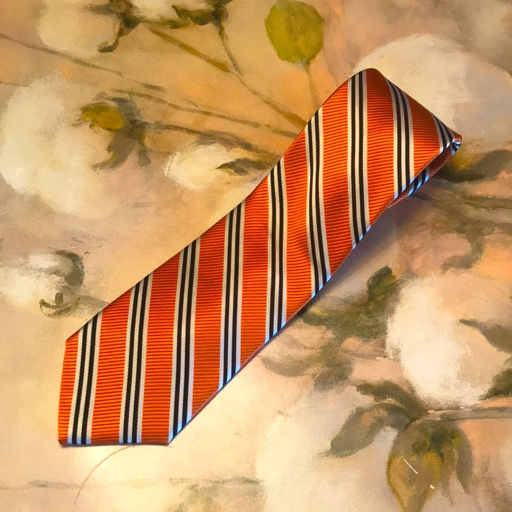 The Tie Bar - image 1